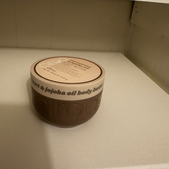 Ciroa Oat Extract & Jojoba Oil Body Butter Nourish 15.8oz - Picture 4 of 5